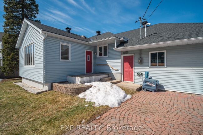 76 Cote Des Neiges Rd, House other with 2 bedrooms, 2 bathrooms and 2 parking in Nepean ON | Image 23