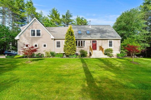 12 Doe Farm Lane, Newmarket, NH, 03857 | Card Image
