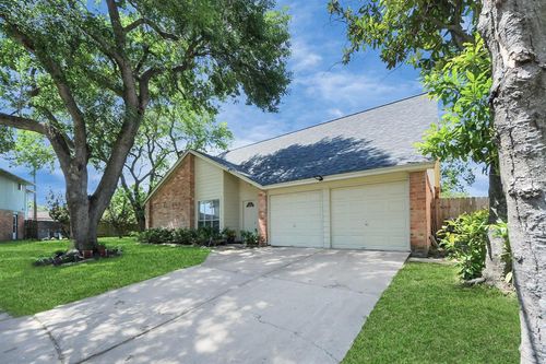 8442 Blue Quail Dr, Missouri City, TX, 77489-5337 | Card Image