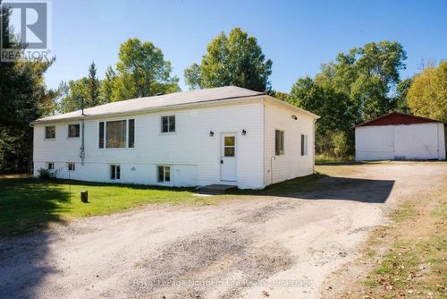 92 Highway 94, Corbeil, ON, P0H1K0 | Card Image