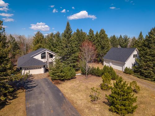 19 Mikaela Ln, Esko, MN, 55733-3000 | Card Image