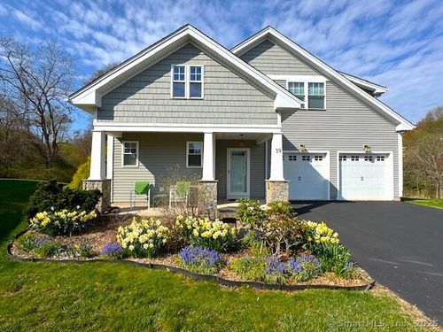 39-39 Bartlett Holw, Middletown, CT, 06457-1886 | Card Image
