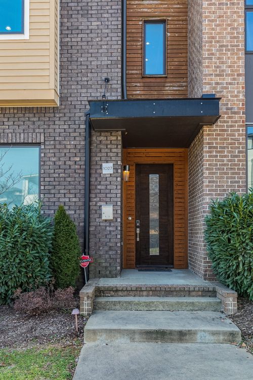 1027 Wedgewood Ave, Nashville, TN, 37203-5459 | Card Image