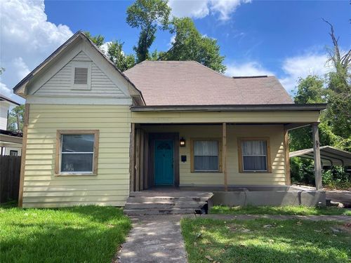 1202 Pine Ave, Orange, TX, 77630-5549 | Card Image