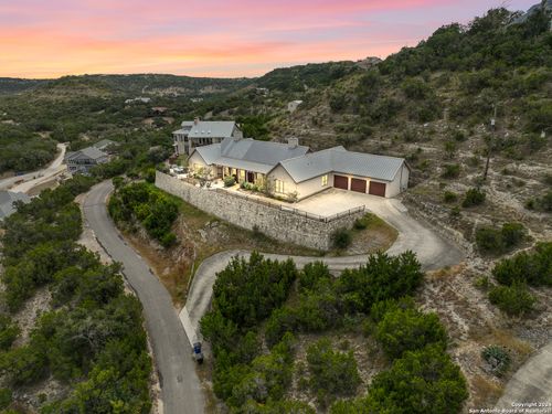 800 High Oaks Rd, Canyon Lake, TX, 78133-5114 | Card Image