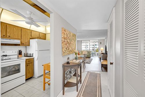 apt-202-8110 Sunrise Lakes Blvd, Sunrise, FL, 33322-1547 | Card Image