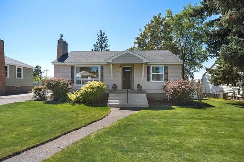 2617 W Heroy Ave, Spokane, WA, 99205-1534 | Card Image