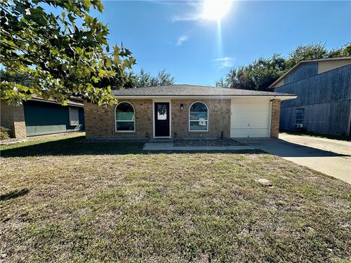1213 Montreal Dr, Corpus Christi, TX, 78418-5433 | Card Image