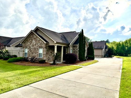 1428 Sedgefield Dr, Ooltewah, TN, 37363-4937 | Card Image