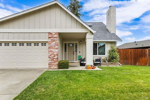 633 Hamilton Dr, Vacaville, CA, 95687-5110 | Card Image