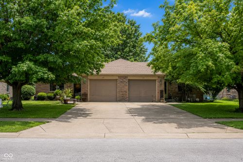 143-139-143 Sycamore St, Brownsburg, IN, 46112-1839 | Card Image