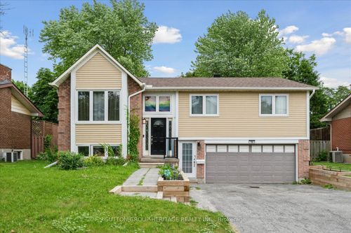 705 Anderson St, Whitby, ON, L1N3W1 | Card Image