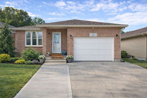 21 Mcguiness Dr, Brantford, ON, N3T6M5 | Card Image