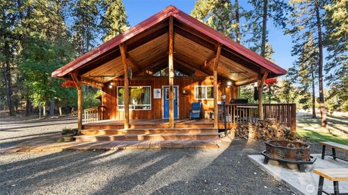 106 Wolf Ridge Ln, Dayton, WA, 99328-8761 | Card Image