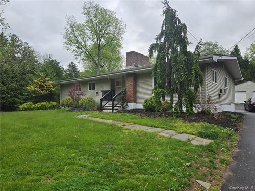 781 Western Hwy, Blauvelt, NY, 10913-1347 | Card Image