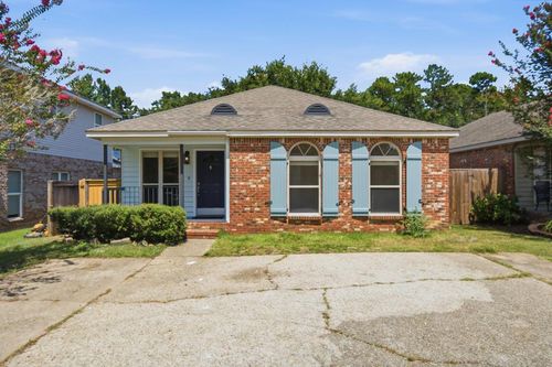 3 Bridgefield Ct, Hattiesburg, MS, 39402-8689 | Card Image