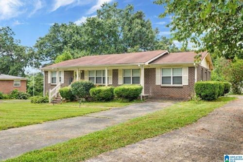 206 Mabelon Ct, HUEYTOWN, AL, 35023-1704 | Card Image