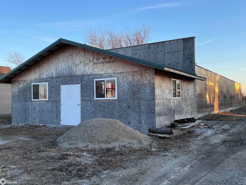 211 W Main St, Drakesville, IA, 52552-9794 | Card Image