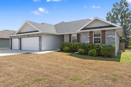 270 Hickory Hills St, Rogersville, MO, 65742-9126 | Card Image