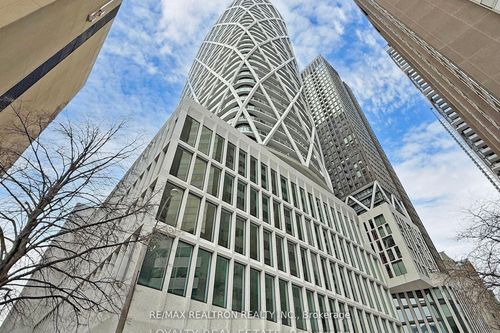 2819-230 Simcoe St, Toronto, ON, M5T0G7 | Card Image