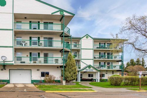 201-848 4 Ave, Wainwright, AB, T9W1V6 | Card Image