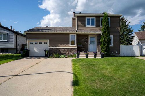 108 Norbasca Bay, Fort Mcmurray, AB, T9H4T6 | Card Image