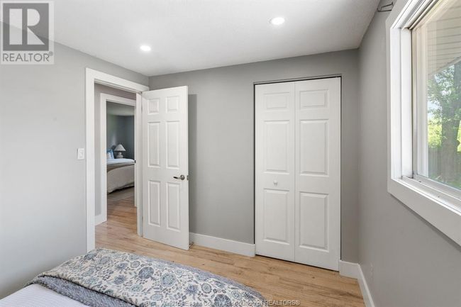 1361 Isabelle Pl, Home with 5 bedrooms, 2 bathrooms and null parking in Windsor ON | Image 30