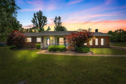 114 Fairlane Dr, Ironton, MO, 63650-9116 | Card Image