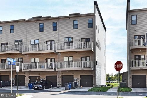 44858 Tiverton Sq, ASHBURN, VA, 20147-5986 | Card Image