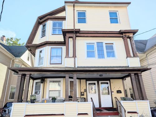 133 Poplar St, Bridgeport, CT, 06605-1926 | Card Image