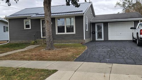 355 Sw Ceresco Street, Berlin, WI, 54923 | Card Image