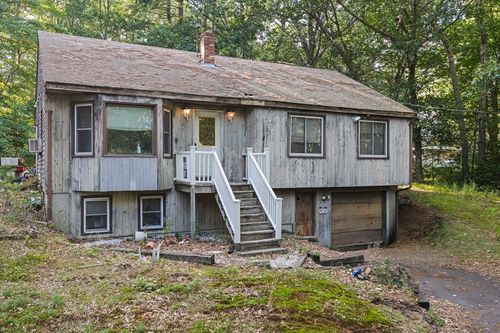 25 Roller Coaster Rd, Hanson, MA, 02341-1442 | Card Image
