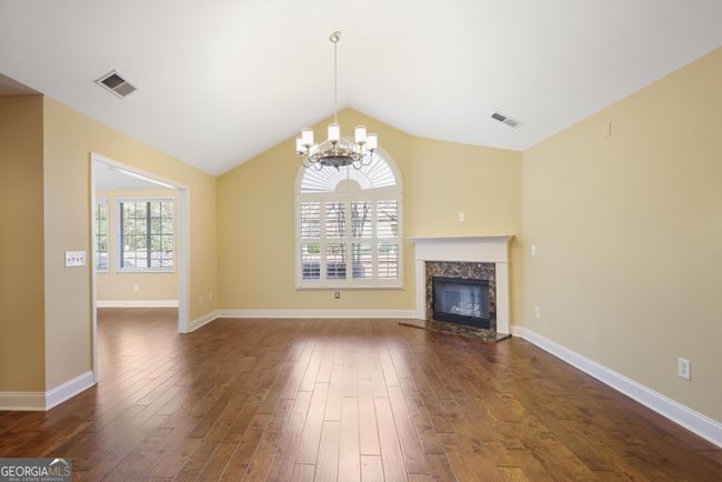 4 - 341 Ridge Hill Cir, Condo with 2 bedrooms, 2 bathrooms and null parking in Marietta GA | Image 5
