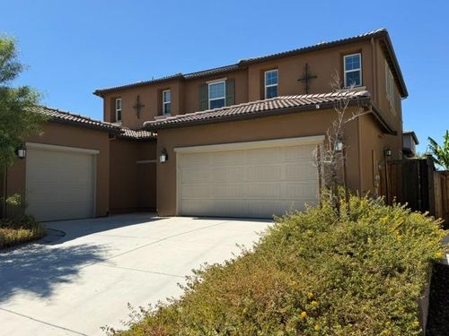 2253 Davie Pl, Tracy, CA, 95377-8592 | Card Image