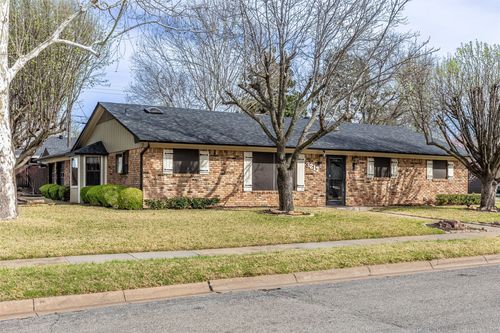 3217 Dauphine Dr, Sherman, TX, 75090-1793 | Card Image