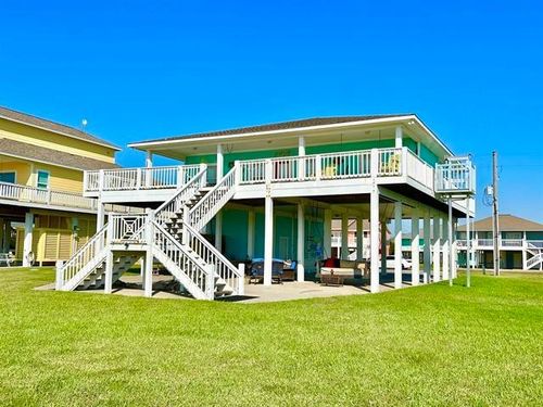3174 Sea Castle Dr, Crystal Beach, TX, 77650 | Card Image
