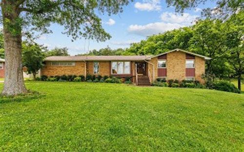 609 Angela Cir, Goodlettsville, TN, 37072-3504 | Card Image