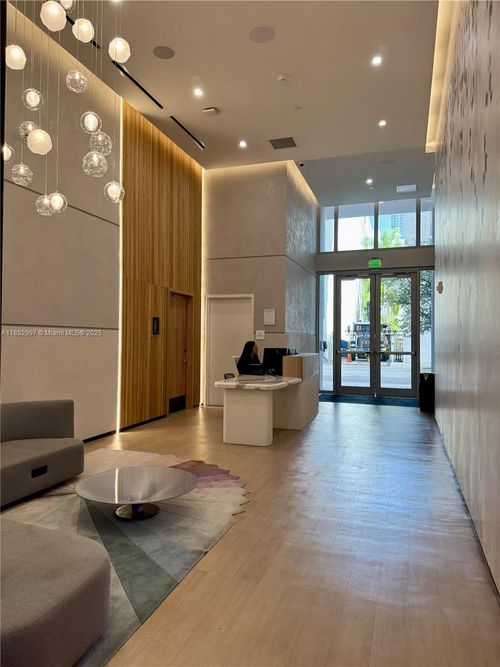 apt-2105-227 Ne 2nd St, Miami, FL, 33132-2256 | Card Image