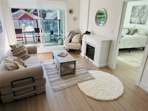 208-258 Helmcken Rd, View Royal, BC, V9B7G9 | Card Image