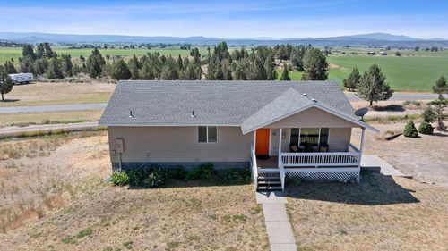 5670 Nw Adams St, Prineville, OR, 97754-8264 | Card Image