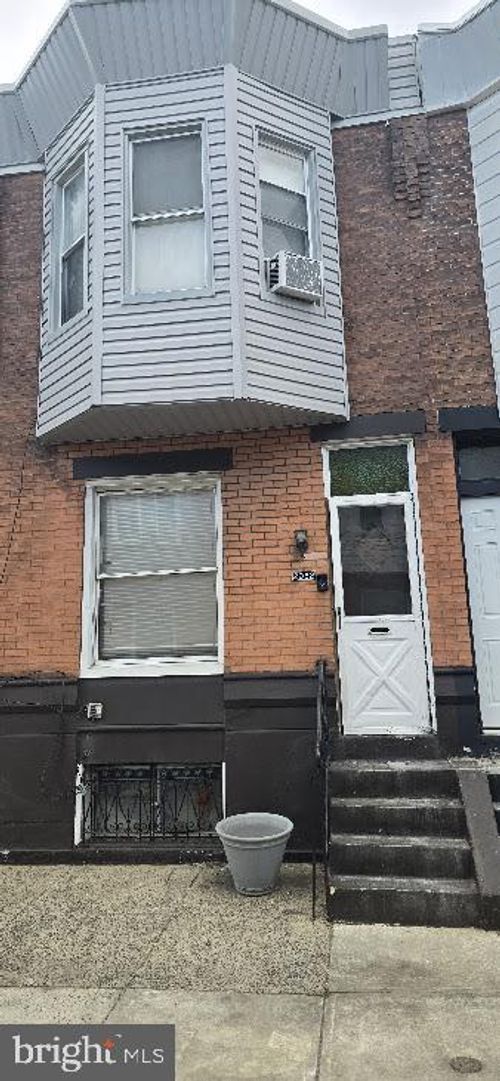 2052 Mercy Street, PHILADELPHIA, PA, 19145 | Card Image