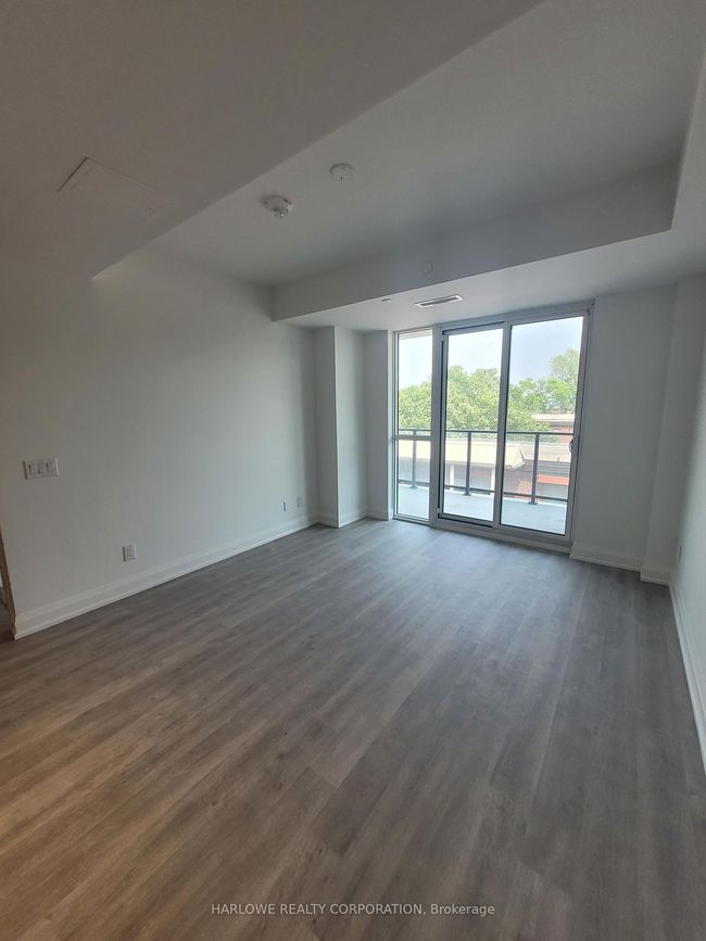 413 - 2369 Danforth Ave, Condo with 2 bedrooms, 2 bathrooms and 1 parking in Toronto ON | Image 7