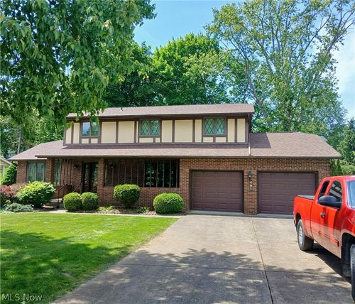 407 Eastbury Ave Ne, North Canton, OH, 44720-2134 | Card Image