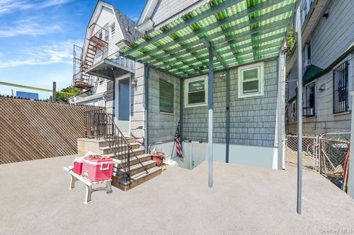 9414 51st Ave, Elmhurst, NY, 11373-2835 | Card Image
