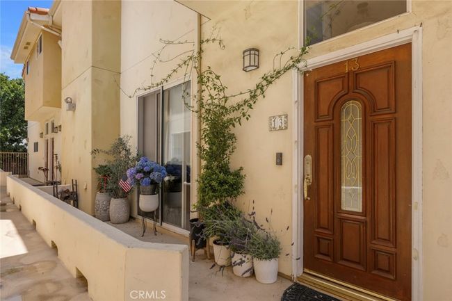 13 - 14535 Margate St, Townhouse with 3 bedrooms, 3 bathrooms and 2 parking in Sherman Oaks CA | Image 5