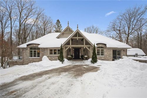 3314 Sandhills Rd, Baden, ON, N3A3A7 | Card Image