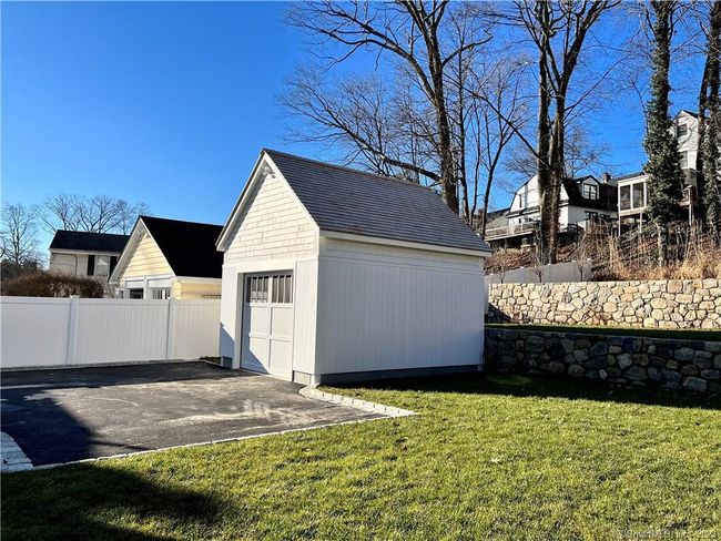 26 Sinawoy Rd, House other with 4 bedrooms, 5 bathrooms and 3 parking in Cos Cob CT | Image 34