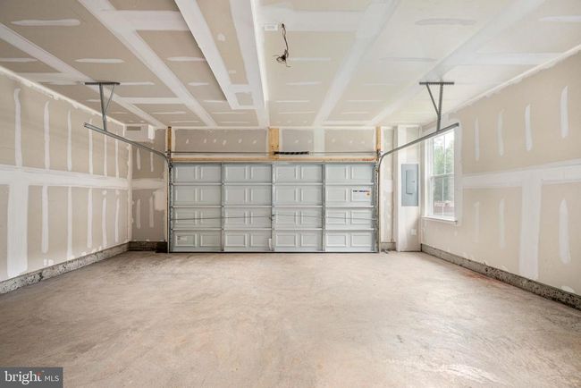 10170 Queens Way, Townhouse with 4 bedrooms, 4 bathrooms and null parking in MANASSAS VA | Image 10