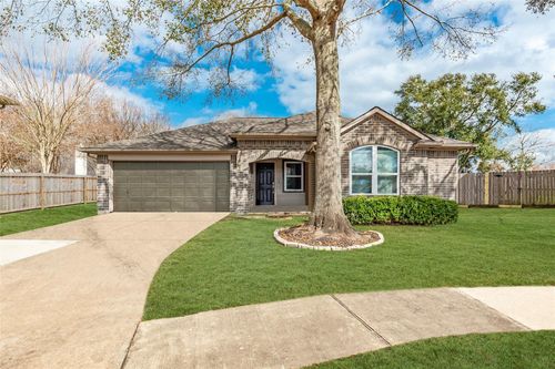 1835 Oak Ridge Dr, Kemah, TX, 77565-8121 | Card Image