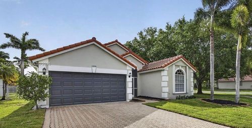 0-1599 Oak Berry Cir, Wellington, FL, 33414-6117 | Card Image